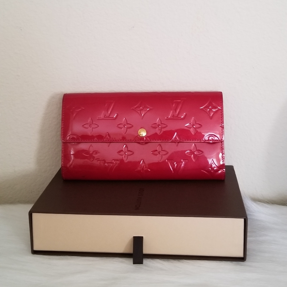 Authentic Louis Vuitton long wallet